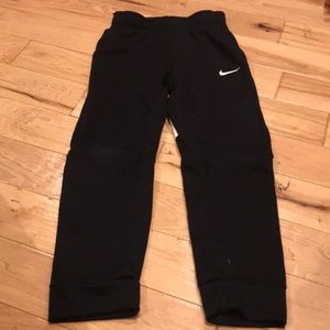 Nike boys dry fit pants size M